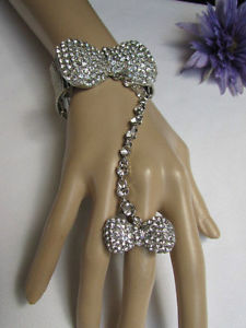 ブレスレット　アクセサリ—　ボウブレスレットチェーンブリングスレーブリングwomen bow bracelet silver metal hand chain bling rhinestones slave charm ring