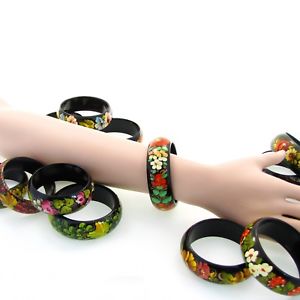 【送料無料】ブレスレット　アクセサリ—　ブレスレットマルチカラーbracelet woman hand painted wood signed multicolor flowers d 6,7cm d 6,2cm woman