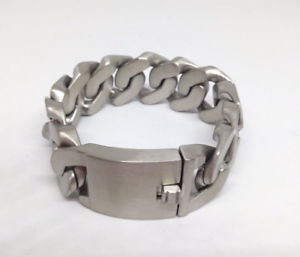 【送料無料】ブレスレット アクセサリ— メンズステンレススチールブレスレットchunky mens stainless steel bracelet 【送料無料】ブレスレット アクセサリ— メンズステンレススチールブレスレットchunky mens stainless steel bracelet