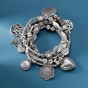 【送料無料】ブレスレット　アクセサリ—　ソフィアブレスレットwomens retired lia sophia menagerie bracelet