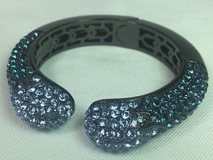 ブレスレット　アクセサリ—　ライトサファイアターコイズクリスタルヘマタイトカフブレスレットjoan boyce pave light sapphireturquoise crystal twotone hematite cuff bracelet