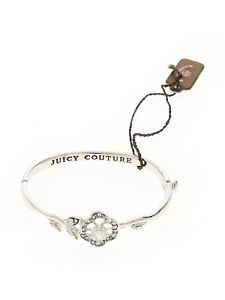 【送料無料】ブレスレット アクセサリ— ジューシークチュールヒンジシルバートーンフラワーファッションブレスレットjuicy couture hinged silver tone crystal pave flower fashion bracelet yjru4953