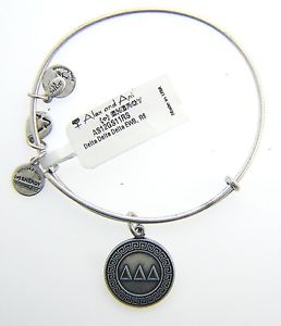 【送料無料】ブレスレット　アクセサリ—　ヌエボアレックスデルタデルタデルタエンカントコンプラタnuevo alex and ani delta delta delta encanto pulsera con plata acabado 155