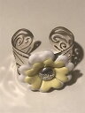 【送料無料】ブレスレット　アクセサリ—　カフスブライトンブレスレットcorsageヒナギクbrighton bracelet corsage yellow bold flower silver tone cuff retired daisy