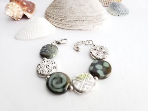 【送料無料】ブレスレット　アクセサリ—　ブライトンハンドメイドビーズブレスレットbrighton kazuri handmade bead bracelet