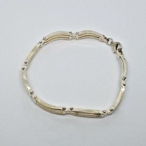 【送料無料】ブレスレット　アクセサリ—　ソリッドシルバーブレスレットデザインsolid sliver bracelet..