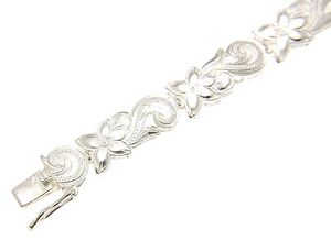 sterling silver 925 hawaiian plumeria flower scroll cut out link bracelet 775シルバーハワイアンプルメリアスクロールカットアウトリンクブレスレットポンド※注意※NYからの配送になりますので2週間前後お時間をいただきます。人気の商品は在庫が無い場合がございます。ご了承くださいませ。サイズの種類の商品は購入時の備考欄にご希望のサイズをご記載ください。　携帯メールでの登録ですと楽天からのメールが届かない場合がございます。