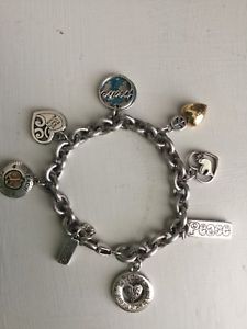 【送料無料】ブレスレット　アクセサリ—　ブライトンブレスレットbrighton bracelet 2007 limited edition peace charms 2007