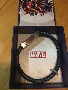 【送料無料】ブレスレット アクセサリ— 85キャプテンアメリカシールドlogoブレスレット150marvel captain america civil war shield logo 85 stainless bracelet 150 retail