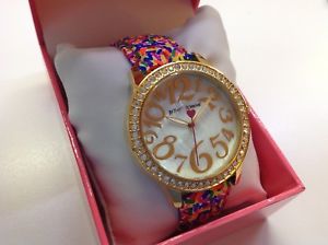 【送料無料】ブレスレット　アクセサリ—　ジョンソンウォッチnwt betsey johnson womens goldtone watch confetti bj00131109