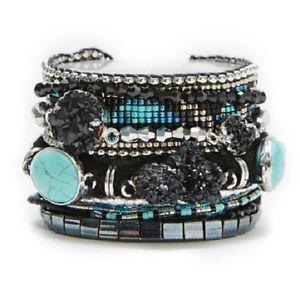 ブレスレット　アクセサリ—　ブレスレットブラジルマルチローカーボンサイズbracelet brazilian multirow * carbon * hipanema size m 18 cm