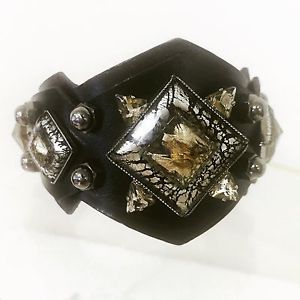 【送料無料】ブレスレット　アクセサリ—　コレットブレスレットカフレザーユニークスタッドドルmoutton collet braceletcuff leather with unique stones and studs retail 405