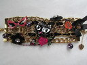 【送料無料】ブレスレット　アクセサリ—　ジョンソンブレスレットドルbetsey johnson bracelet cat vampire slayer 125