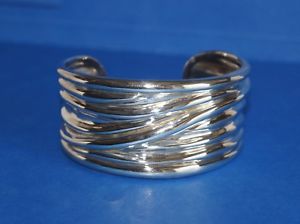 【送料無料】ブレスレット　アクセサリ—　ソリッドシルバーシルバーカフブレスレットcuff bracelet in ..