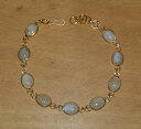 【送料無料】ブレスレット アクセサリ- ムーンストーンファッションブレスレットwhite rainbow flashy moonstone gemstone gold plated fashion bracelet