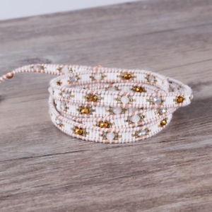 【送料無料】ブレスレット アクセサリ— ホワイトゴールドシードビーズラップブレスレットレザーチェーンkelitch gold white seed ...