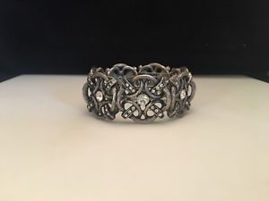 【送料無料】ブレスレット　アクセサリ—　プレミアデザインゲートウェイストレッチブレスレットpremier designs gateway antiqued silver plated crystals 65 stretch bracelet