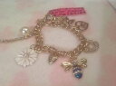 【送料無料】ブレスレット アクセサリ— ブレスレットゴールド charm bracelet gold bee flower peace heart horseshoe jewelry well made heavy