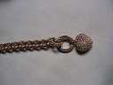 【送料無料】ブレスレット　アクセサリ—　ブランドトーンチェーンブレスレットラインストーンハートguess brand signed rosegoldtone chain bracelet rhinestone heart charm 2