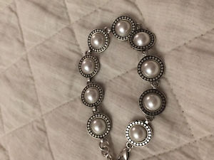 【送料無料】ブレスレット　アクセサリ—　ブライトンブレスレットディスクリンクシルバーbrighton moonshadow bracelet disc links silver tone rare retired