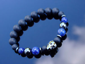 【送料無料】イタリアン　ブレスレット　メンズラピスオニキスブレスレットシルバースワロフスキースカルmens lapis onyx 10 mm gemstone bracciale con swarovski in argento teschio 69 in