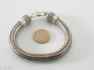 【送料無料】イタリアン　ブレスレット　カフスネークラウンドbracciale snake tondo in argentone di 8 mm 22 cm polso mediopiccolo