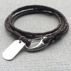 【送料無料】メンズブレスレット　スターリングペンダントengraved freeレザーブレスレットpersonalised leather bracelet choice of sterling silver pendants engraved free