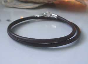 【送料無料】メンズブレスレット　レザーラップブレスレットスターリングシルバーブラックブラウンレザー