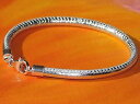 mens ladies 4mm silver nappa leather amp; sterling silver bracelet lyme bay artメンズレディースシルバーナッパレザースターリングシルバーブレスレットライムベイアート※注意※NYからの配送になりますので2週間前後お時間をいただきます。人気の商品は在庫が無い場合がございます。ご了承くださいませ。サイズの種類の商品は購入時の備考欄にご希望のサイズをご記載ください。　携帯メールでの登録ですと楽天からのメールが届かない場合がございます。