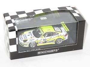 【送料無料】模型車 スポーツカー ポルシェグアテマラレーシングルマン＃143 porsche 911 gt3 rsr white lightning racing le mans 24 hrs 2006 90