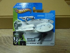 【送料無料】模型車 スポーツカー ホットホイールスタートレックhot wheels 2013 uss enter ncc1701 star trek 60250 with bombard