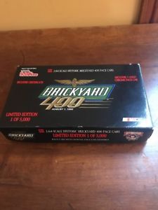 【送料無料】模型車　スポーツカー　nascarレンガ400 6 164ペースカー