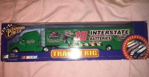 【送料無料】模型車 スポーツカー 2001ボビーlabonteジュラッシックパークエド164トレーラー2001 bobby labonte jurassic park interstate batt limited ed 164 trailer rig