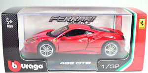 【送料無料】模型車　スポーツカー　フェラーリスケールferrari 488 gtb red 132 scale by bburago 1