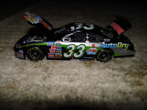 【送料無料】模型車　スポーツカー　ダイカストトニースチュアート33ミスタークリーンレースtony stewart 33 mr clean race win diecast