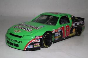 模型車　スポーツカー　ボビーラボンテサインバッテリーシボレーモンテカルロスケールbobby labonte autographed interstate batteries chevrolet monte carlo 124 scale