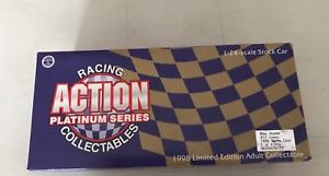 【送料無料】模型車　スポーツカー　マイクスキナー＃アクションプラチナシリーズ listing1997 limited edition mike skinner 31 lowes action platinum series