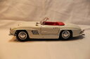 【送料無料】模型車 スポーツカー 118イタリアbburagoメルセデスベンツ300slモデルカーbburago mercedesbenz 300sl mode...
