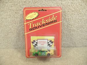 【送料無料】模型車　スポーツカー　1993164 nascarチャドナッシュビルns