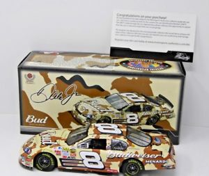 【送料無料】模型車　スポーツカー　124 action 2007モンテカルロ8 budweiser camo americanheroes dale earnhardt jr124 action 2007 monte carlo 8 budweiser camo america