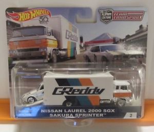 【送料無料】模型車　スポーツカー　ホットホイールチームトランスポートローレルサクラスプリンターhot wheels team transport nissan laurel 2000 sgx sakura sprinter greddy