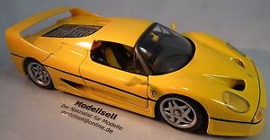 【送料無料】模型車 スポーツカー フェラーリハードトップモデルカースケールferrari f50 1995 hard top by maisto 118 model car scale