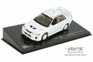 【送料無料】模型車　スポーツカー　ランサーエボプレーンボディネットワークmitsubishi lancer evo v 1998plain body versionrally 143 ixo mdcs 012