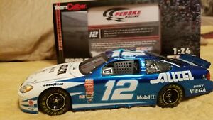 【送料無料】模型車　スポーツカー　ryan manオールテルteam caliber2003ford taurus 124very rare metallic blueryan man alltel team caliber 2003 ford taurus 124 very