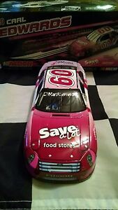 模型車　スポーツカー　カールエドワーズサインピンクセイバースーザン2009 carl edwards autographed pink sav a lot susan g komen 124