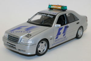 模型車　スポーツカー　utモデル118ダイカスト26105メルセデスベンツcクラスamgf197ut models 118 scale diecast 26105 mercedes benz cclass amg safety car f1 97