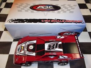 【送料無料】模型車　スポーツカー　＃モデルスケールクルマ＃ホワイトshannon babb 18 camp;f industrial late model dirt adc 124 scale car 24 white