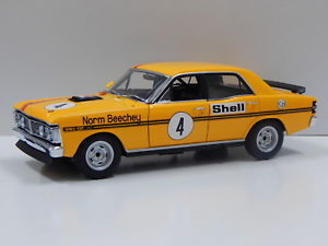 【送料無料】模型車　スポーツカー　フォードシェルレーシングチームオートアート118 1972 ford xy falcon gtho shell racing team nbeechey 4 auto art 87217