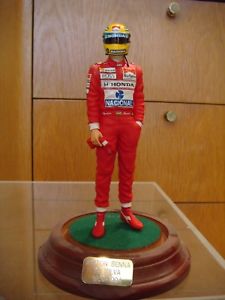 【送料無料】模型車 スポーツカー セナタバコカラーリングlimited edition aryton senna commemorative figurines with full tobacco livery