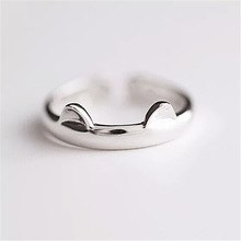 【送料無料】猫 キャット リング 100s925スターリングdower me 100 s925 sterling silver cat ear ring for women